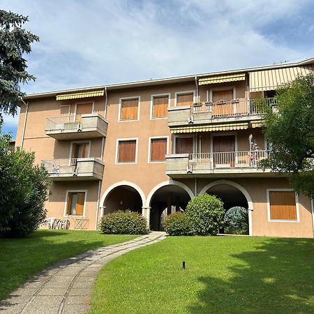 Gold Garda Desenzano Daire Desenzano del Garda Dış mekan fotoğraf